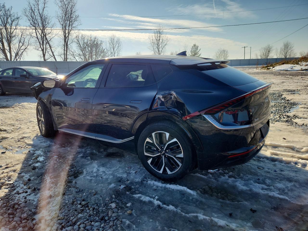 2022 Kia Ev6 Light - Фото 2