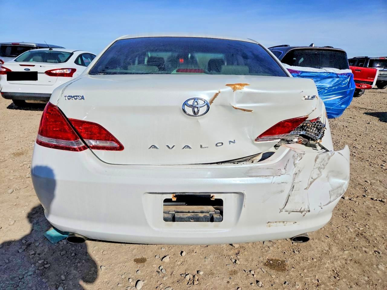 2005 Toyota Avalon Xls - Image 6