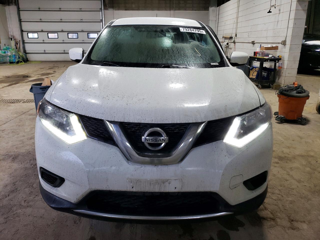 2016 Nissan Rogue S - Фото 5