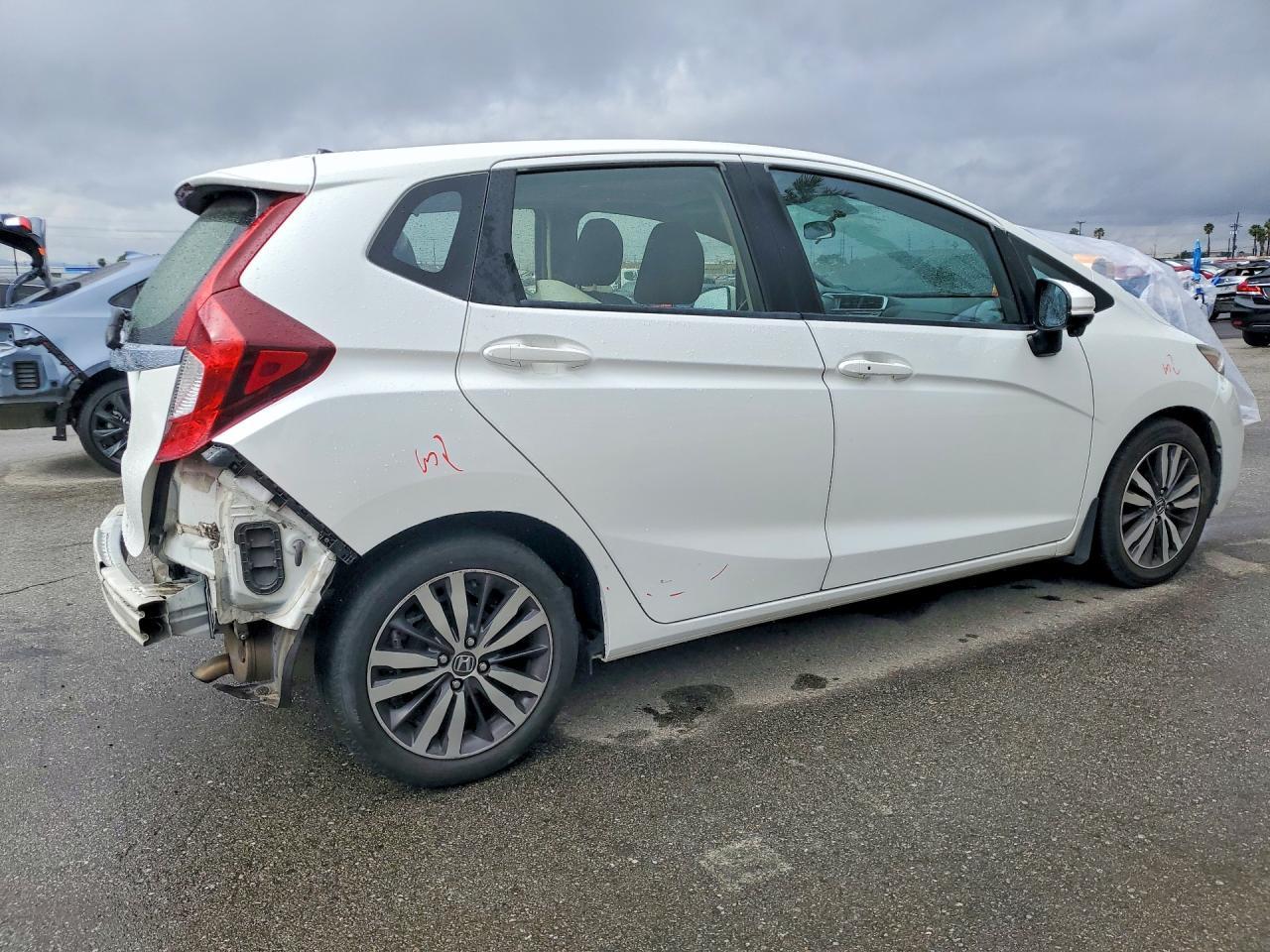 2017 Honda Fit Ex - Image 3