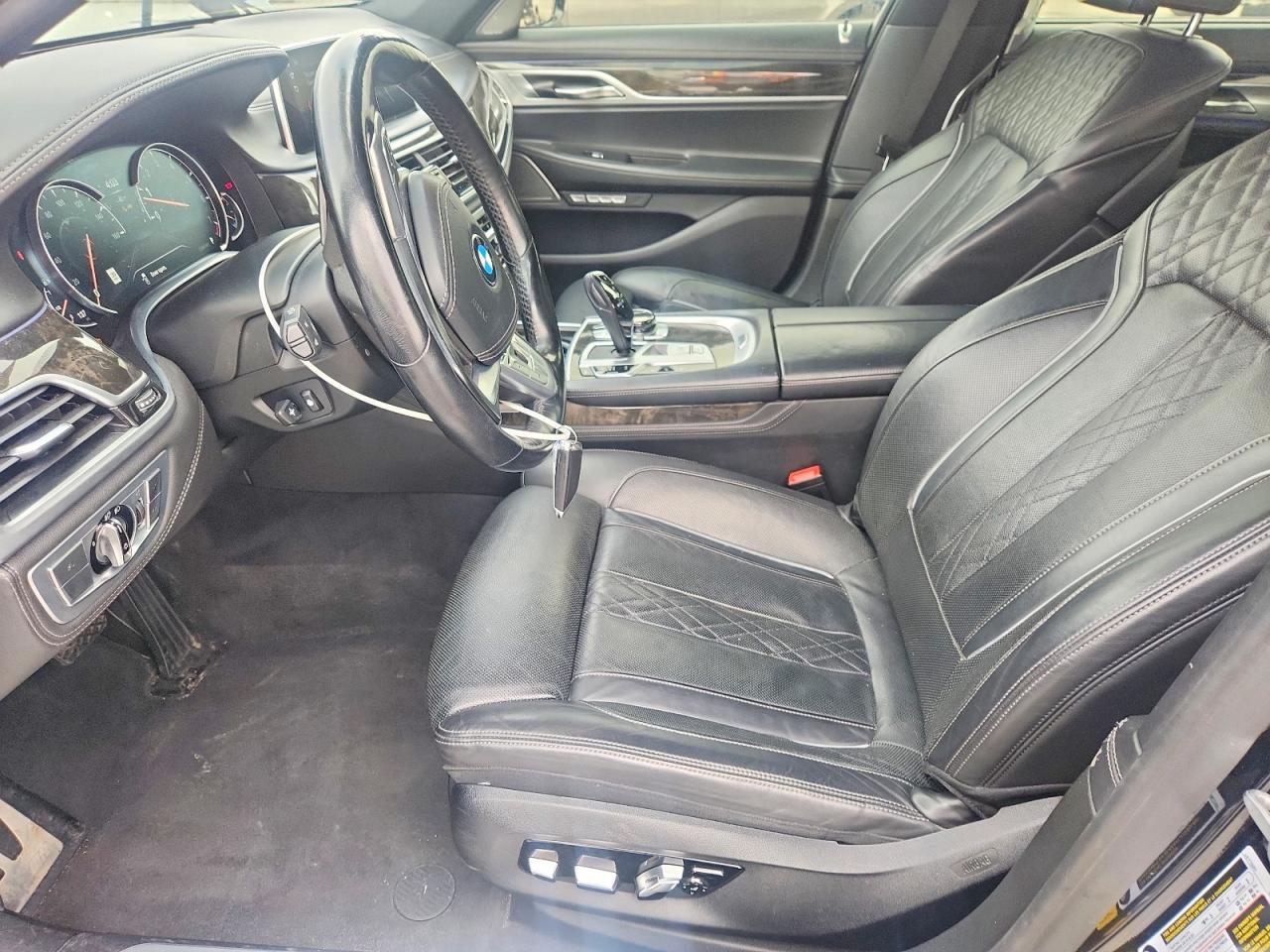 2018 BMW 750 Xi - Фото 7