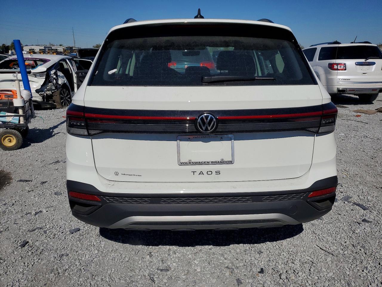 2025 Volkswagen Taos S - Фото 6
