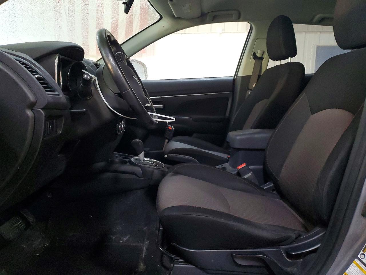 2017 Mitsubishi Outlander Sport Es - Image 7