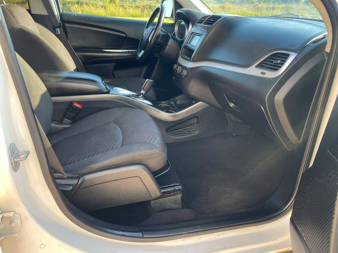 2018 Dodg Journey Se White - Фото 5