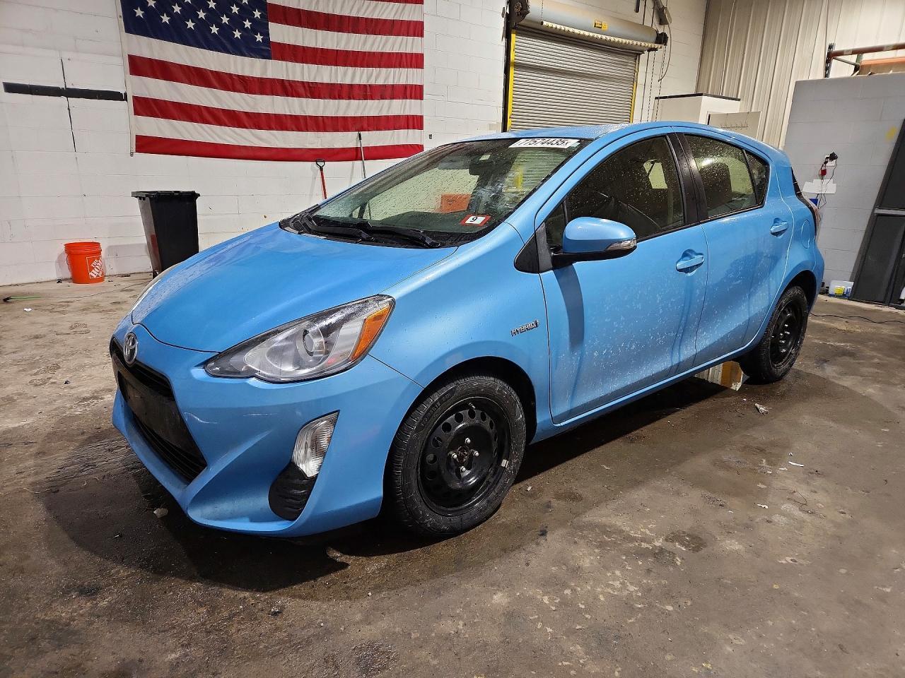 2016 Toyota Prius C Two