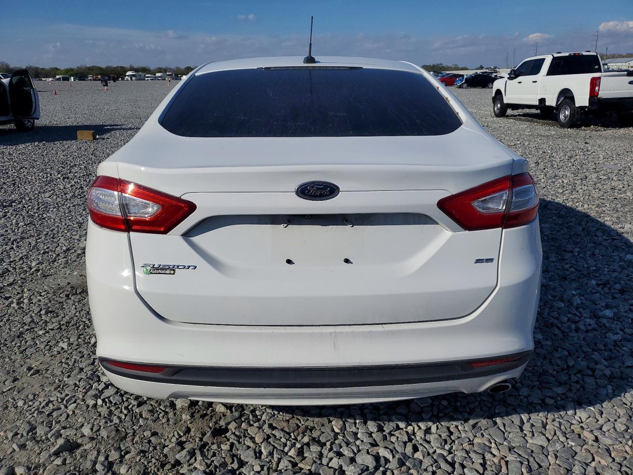 2015 Ford Fusion Se - Фото 6