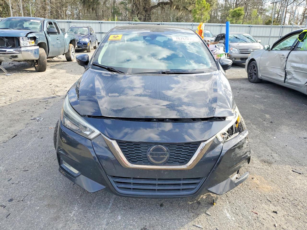 2020 Nissan Versa Sr - Фото 5