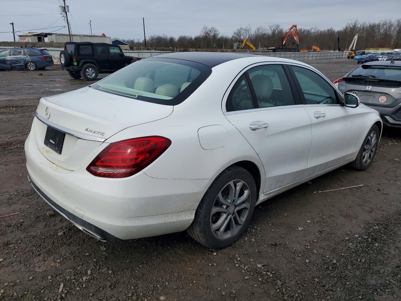 2015 Mercedes-Benz C 300 4Matic - Image 3