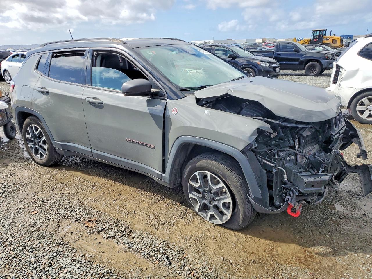 2021 Jeep Compass Trailhawk - Image 4