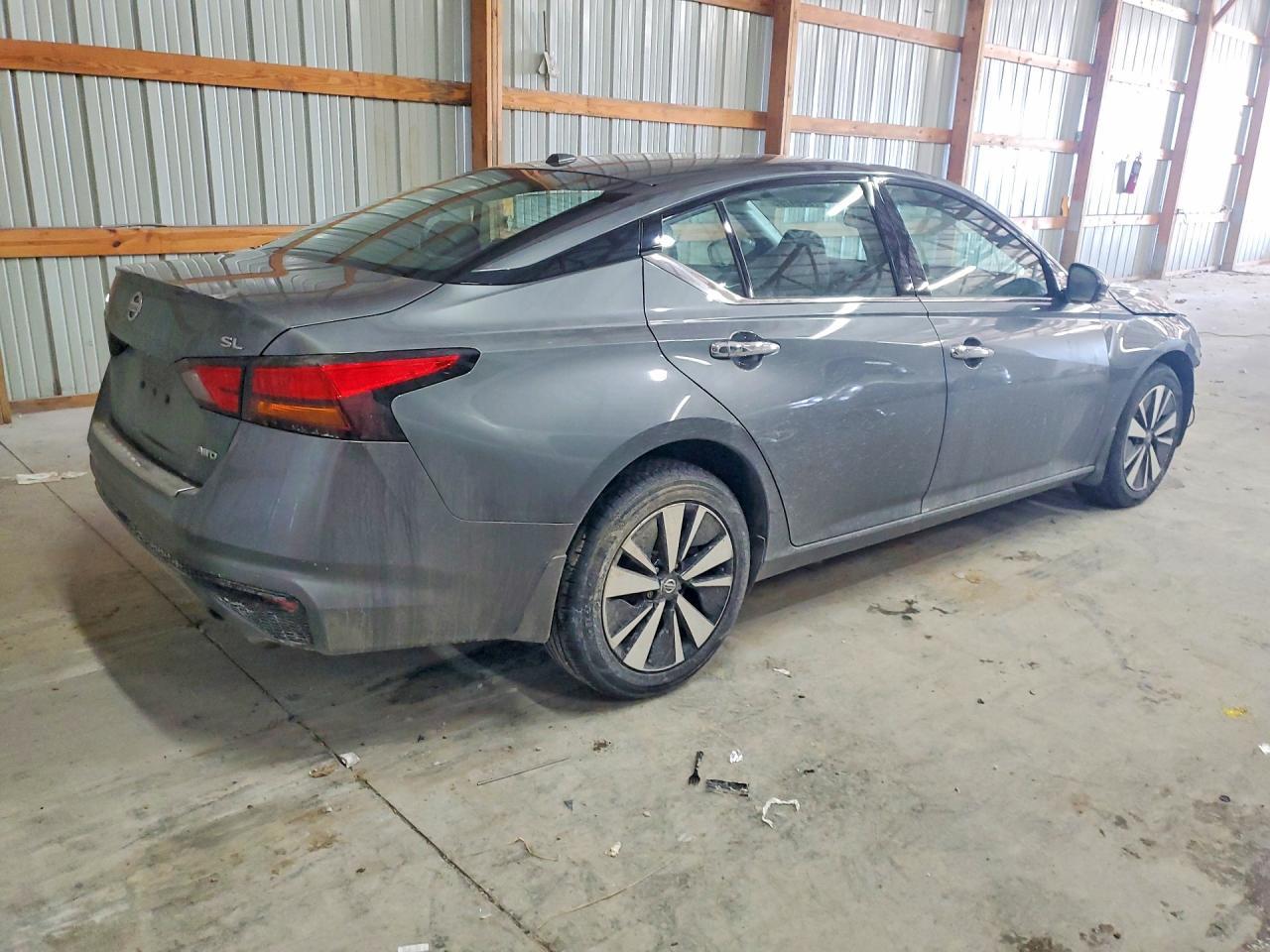 2019 Nissan Altima Sl - Image 3