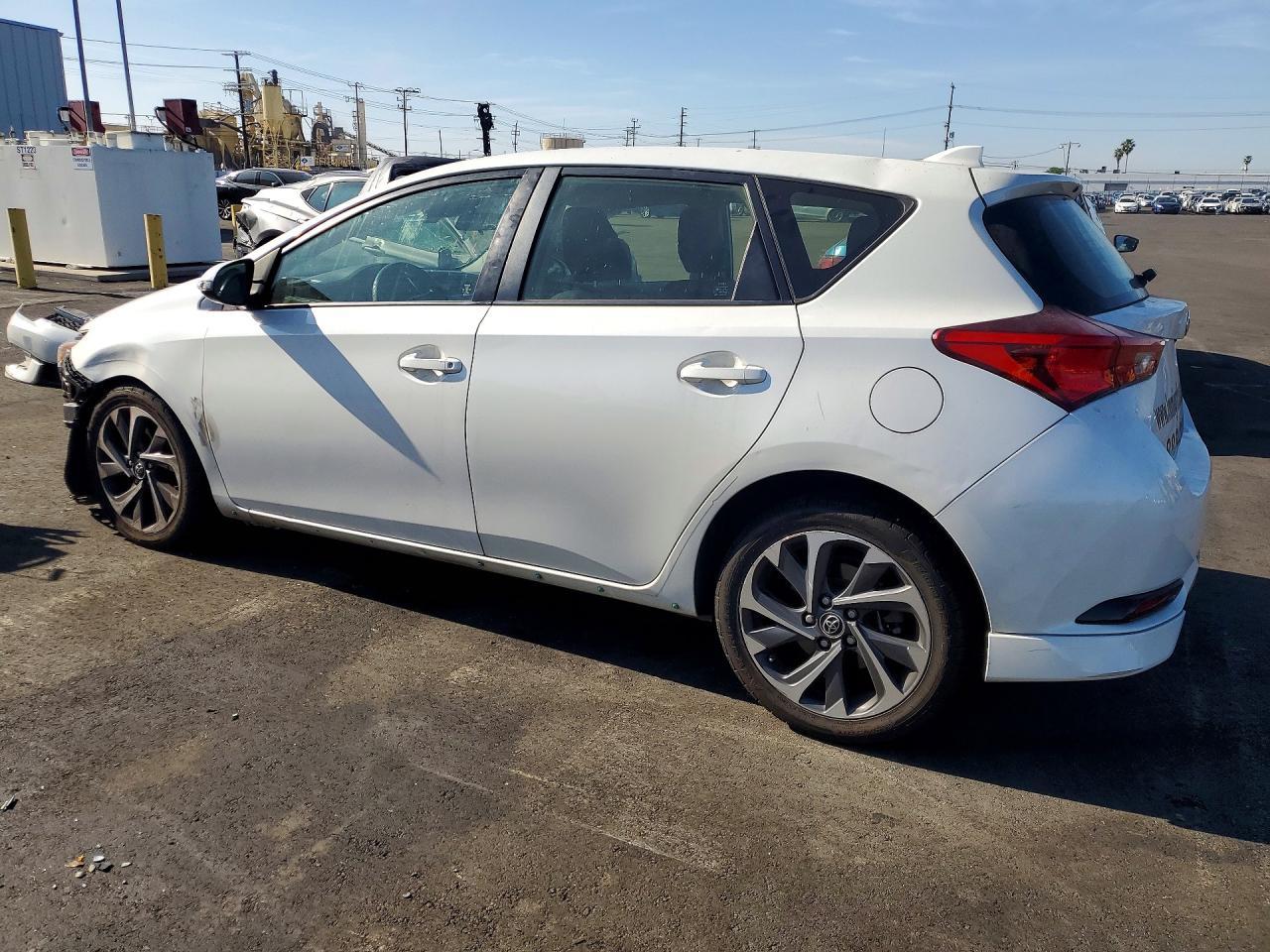2018 Toyota Corolla Im - Image 2