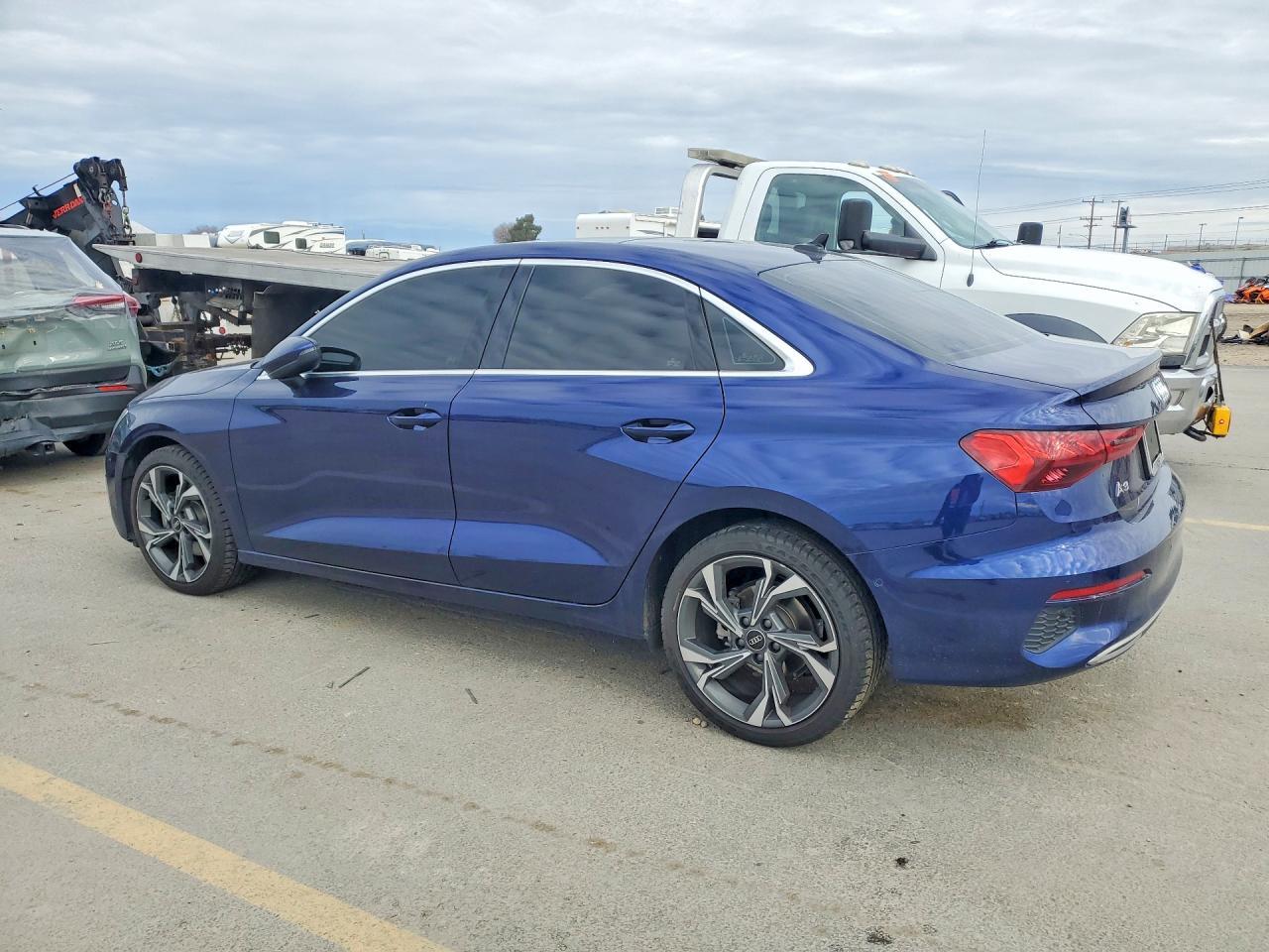 2022 Audi A3 Premium Plus - Фото 2