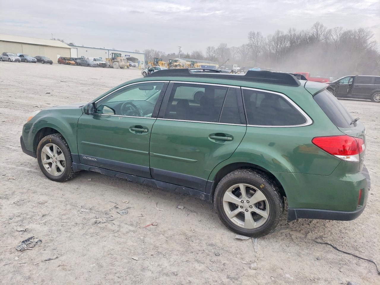 2014 Subaru Outback 2.5I Premium - Image 2