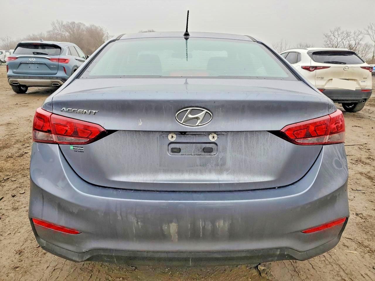 2020 Hyundai Accent Se - Фото 6