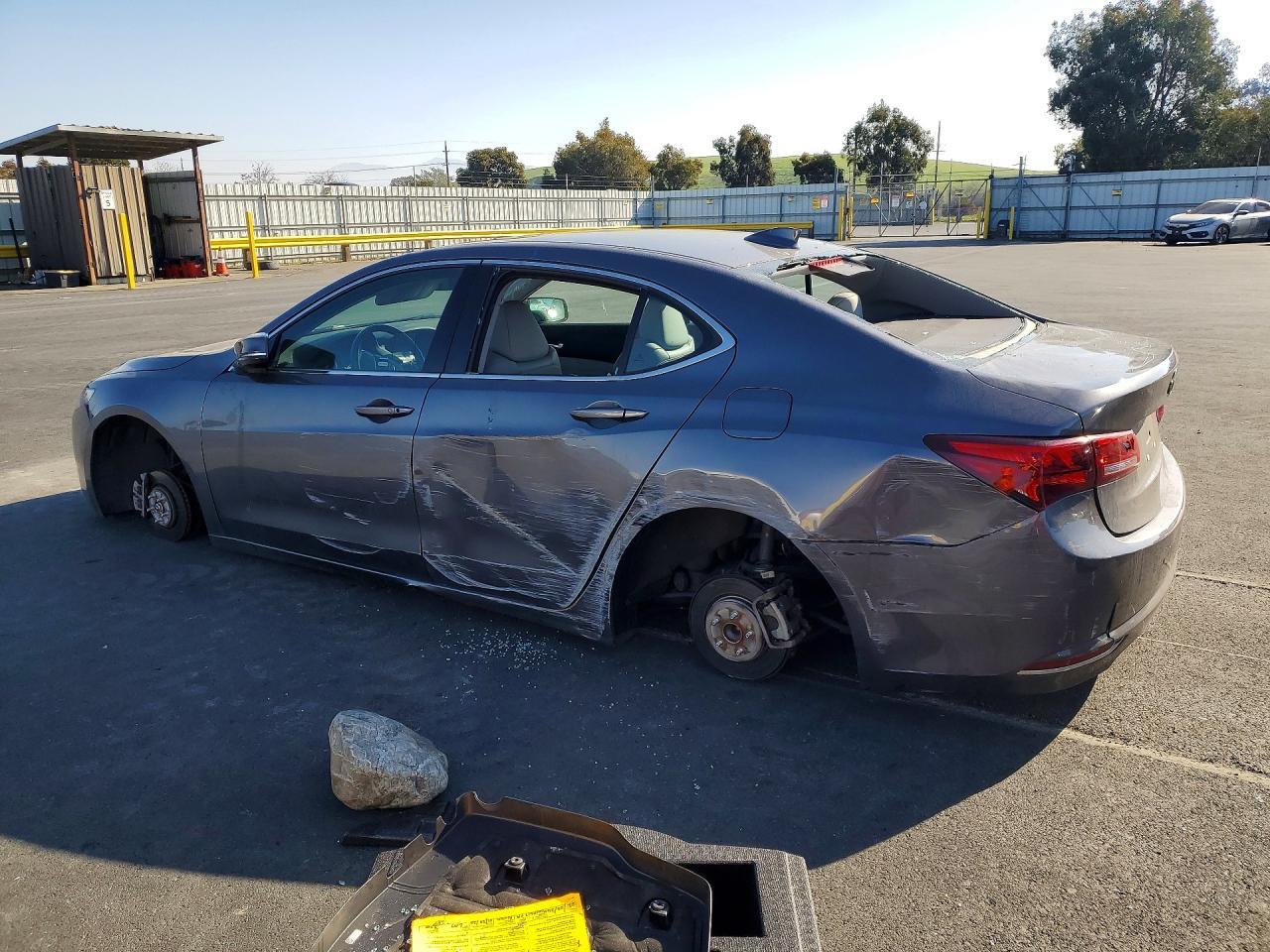 2017 Acura Tlx Tech - Image 2