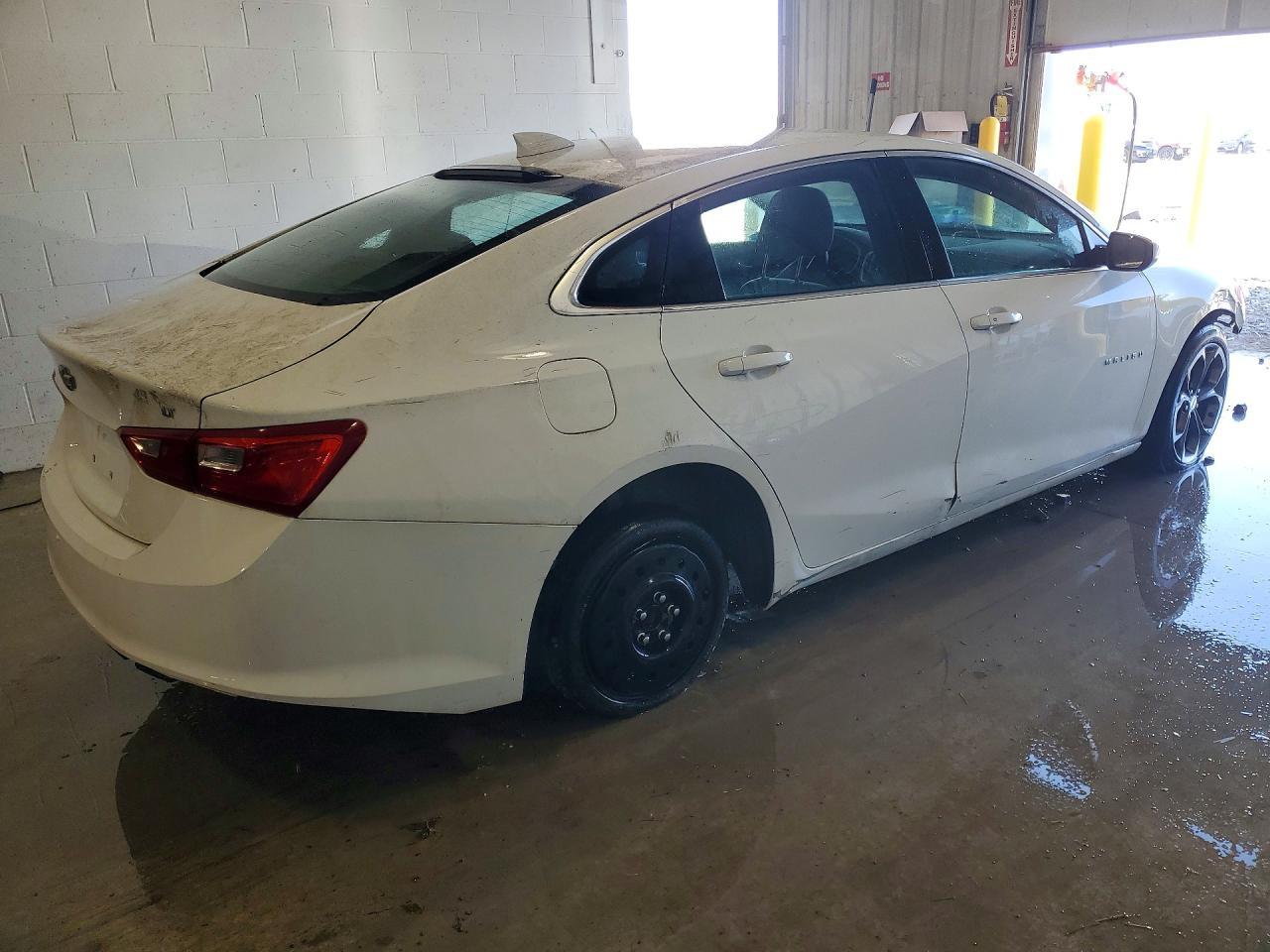 2023 Chevrolet Malibu Lt - Фото 3