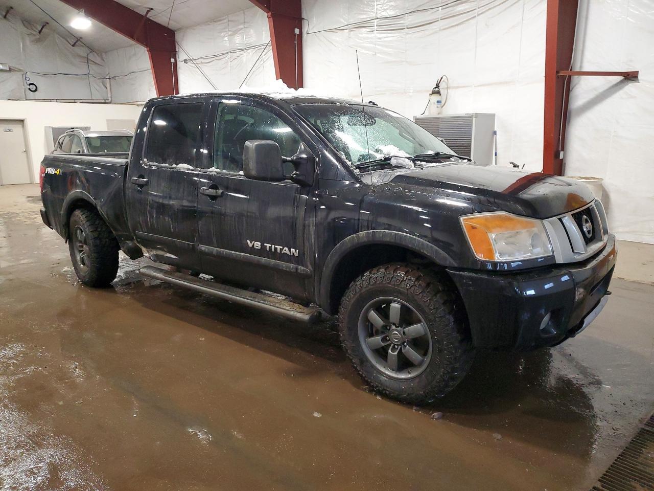 2015 Nissan Titan S - Фото 4