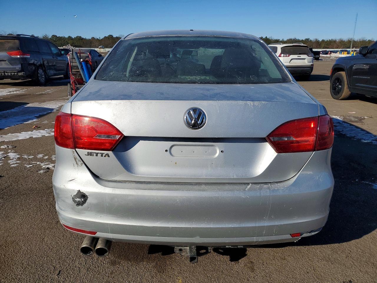 2011 Volkswagen Jetta Base - Фото 6
