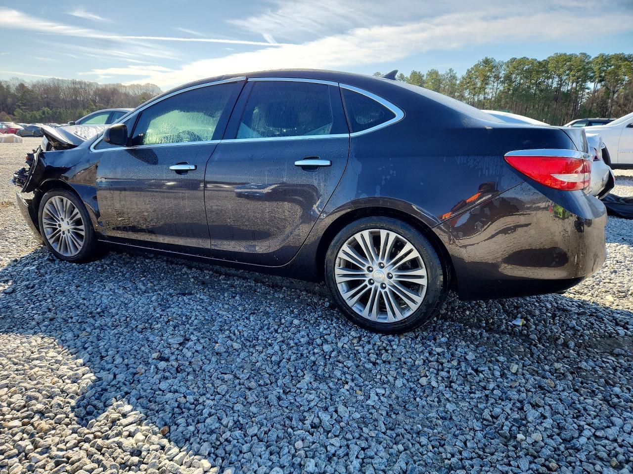 2013 Buick Verano - Image 2