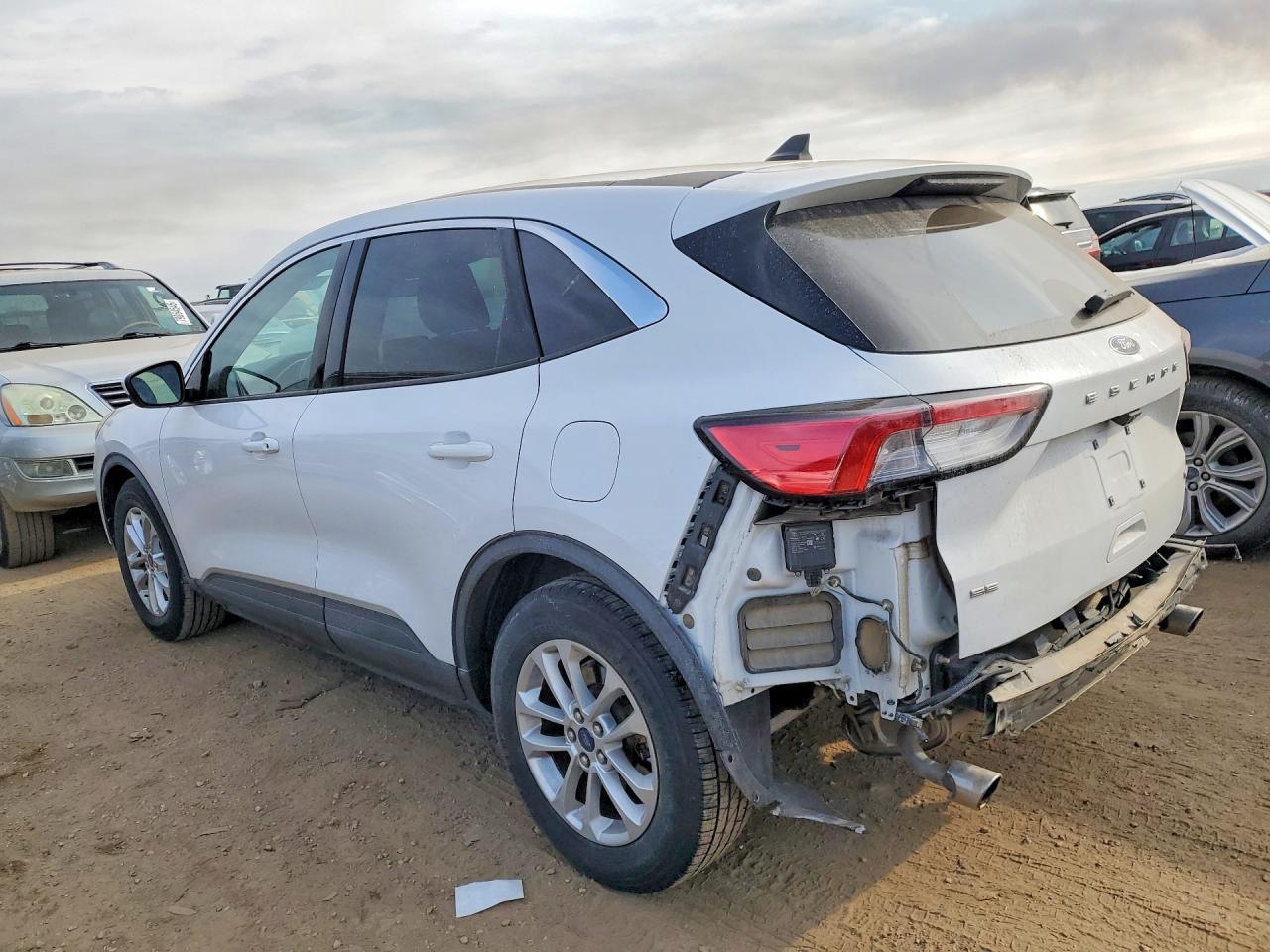 2020 Ford Escape Se - Фото 2