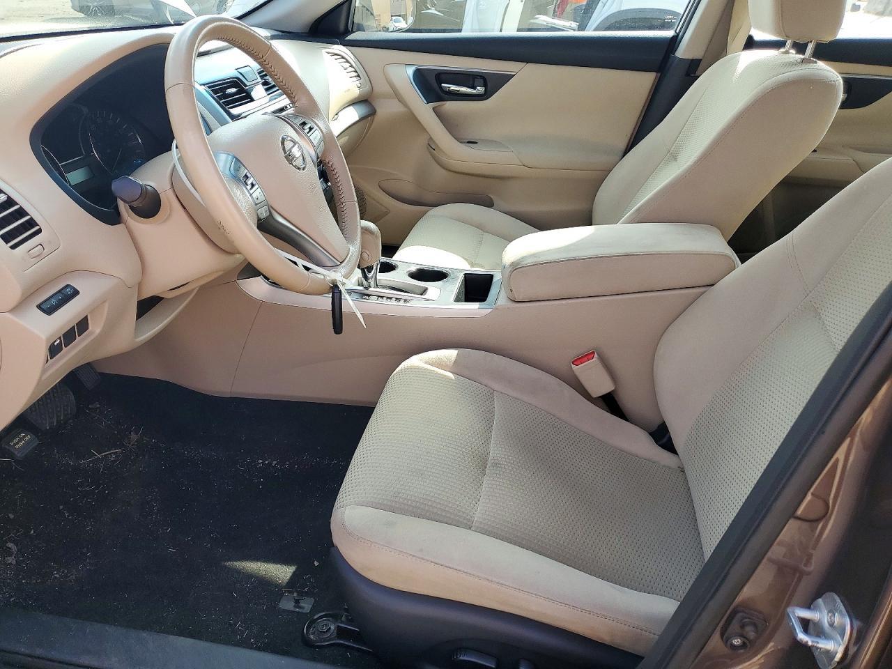 2015 Nissan Altima 2.5 - Image 7