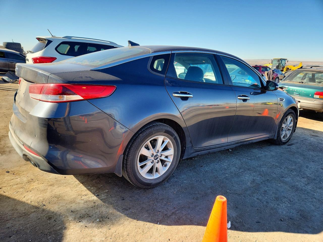 2018 Kia Optima Lx - Фото 3
