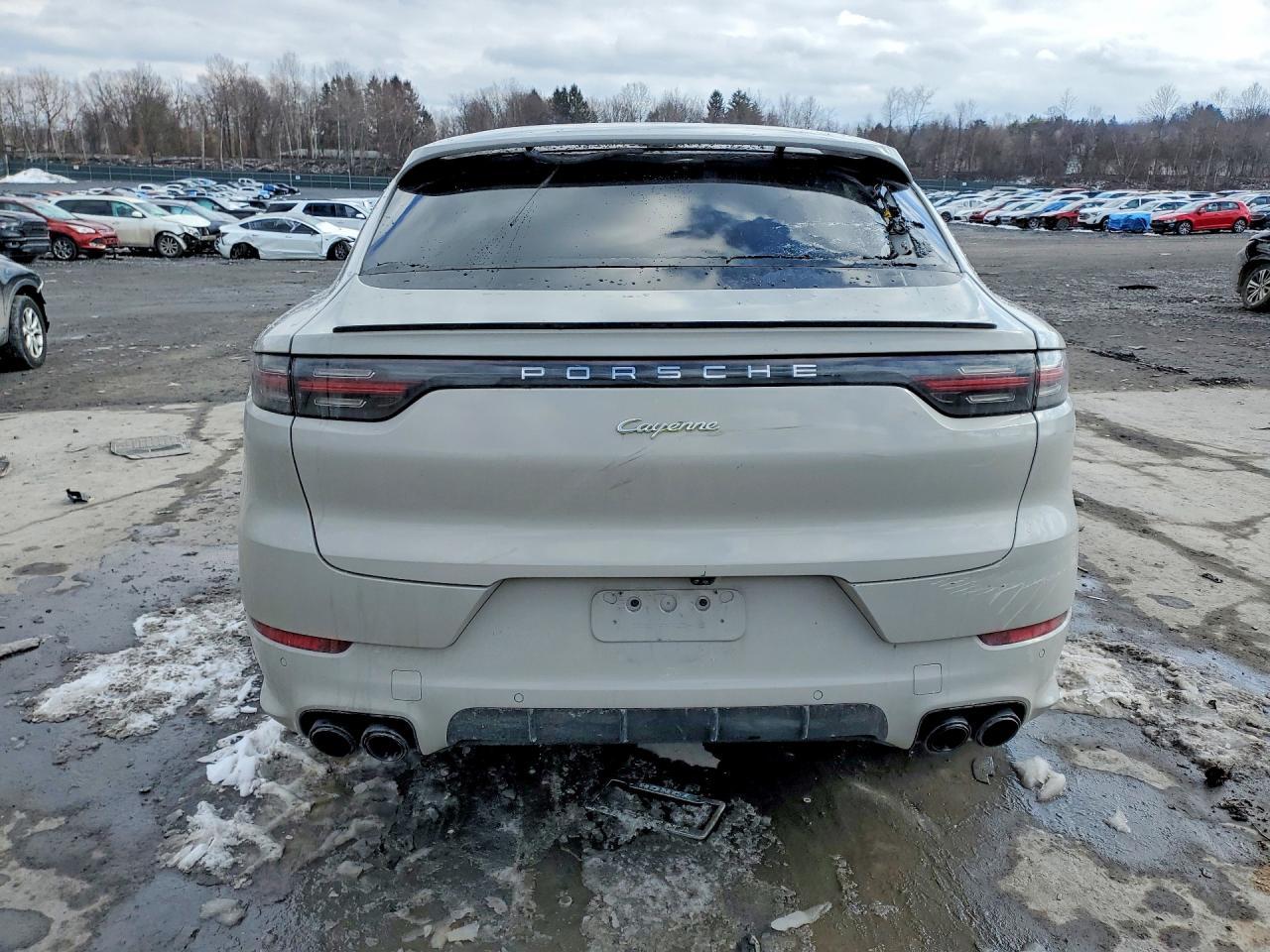 2022 Porsche Cayenne E Hybrid Coupe - Фото 6