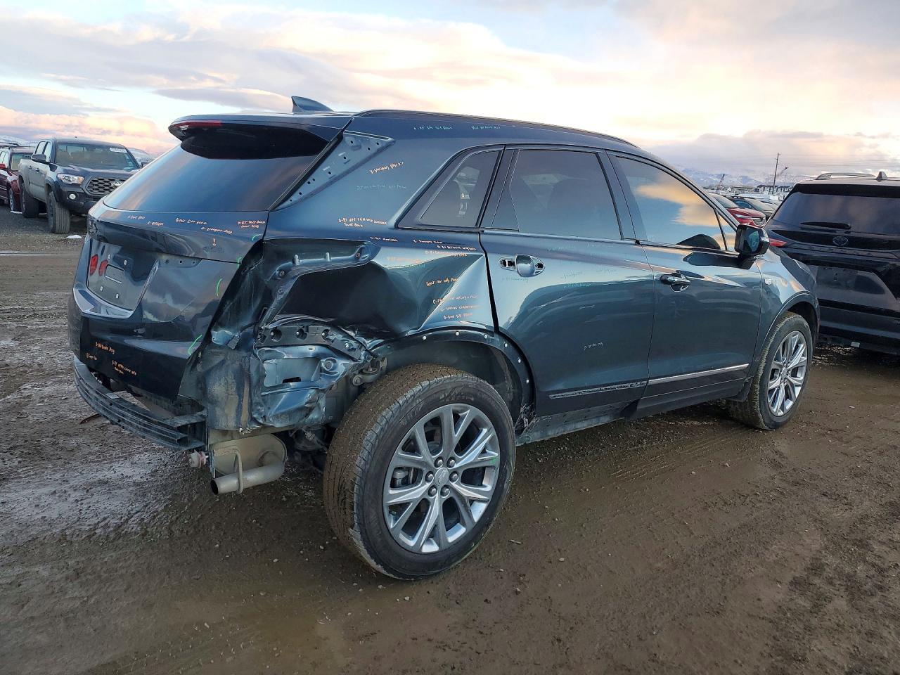 2021 Cadillac Xt5 Sport - Фото 3