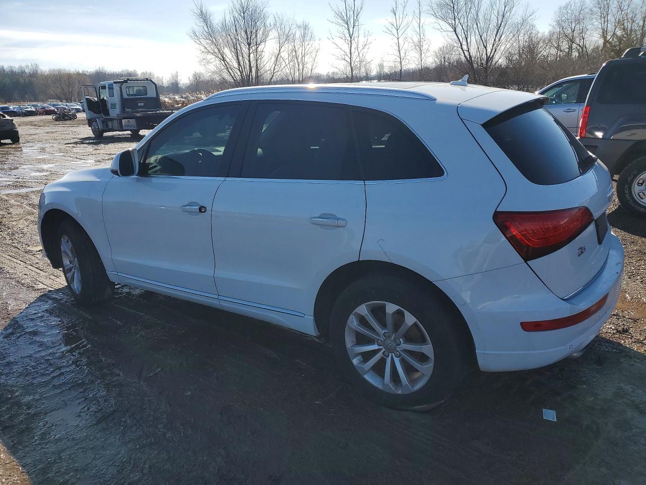 2015 Audi Q5 Premium Plus - Image 2