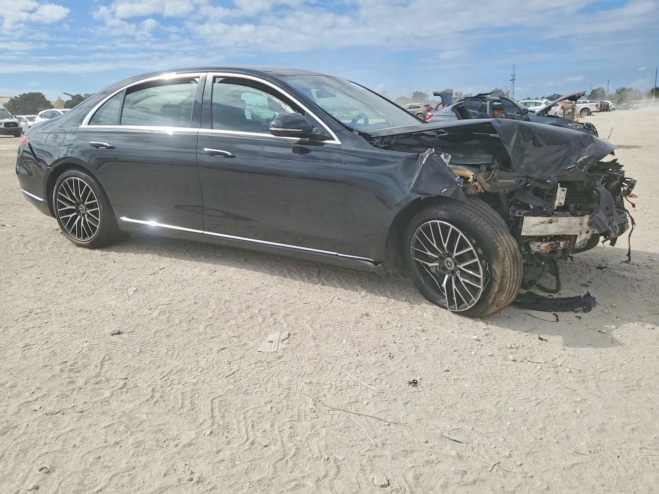 2025 Mercedes-Benz S 580 4Matic - Фото 4