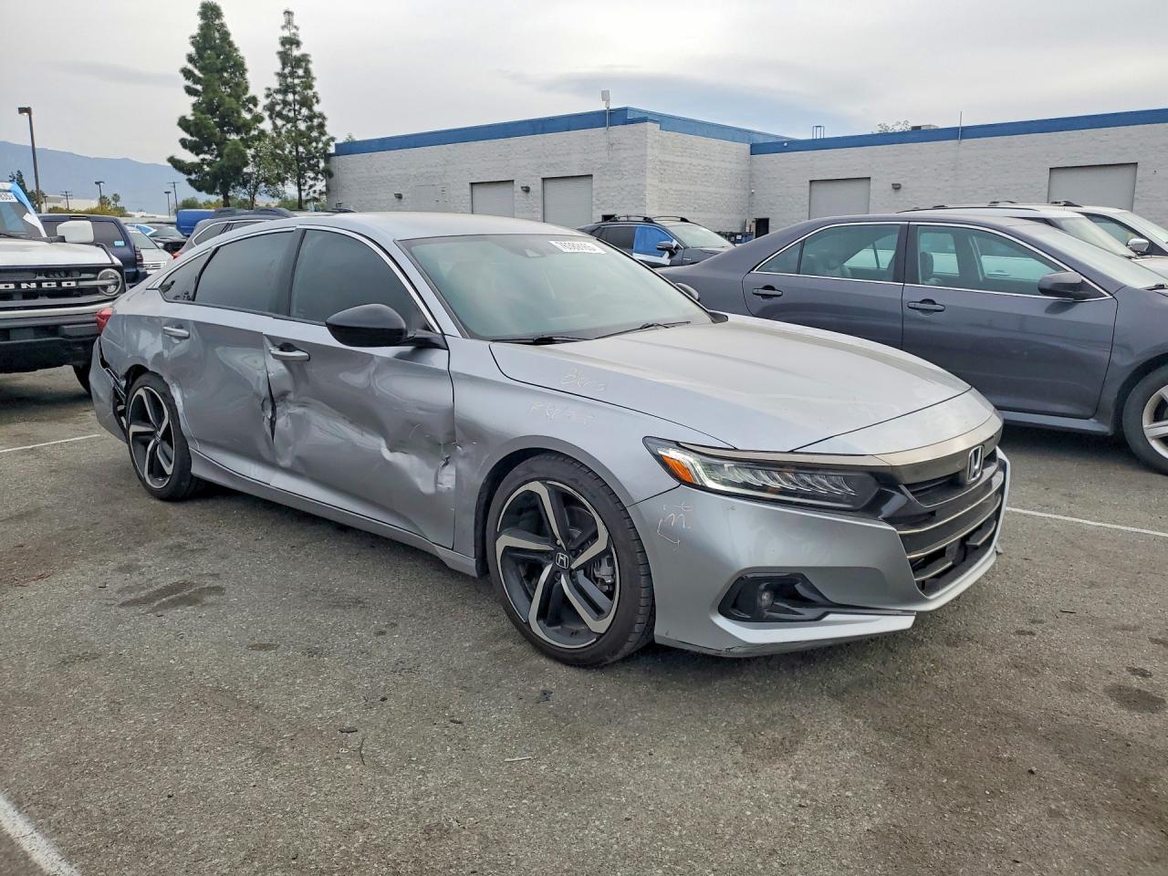 2022 Honda Accord Sport - Image 4