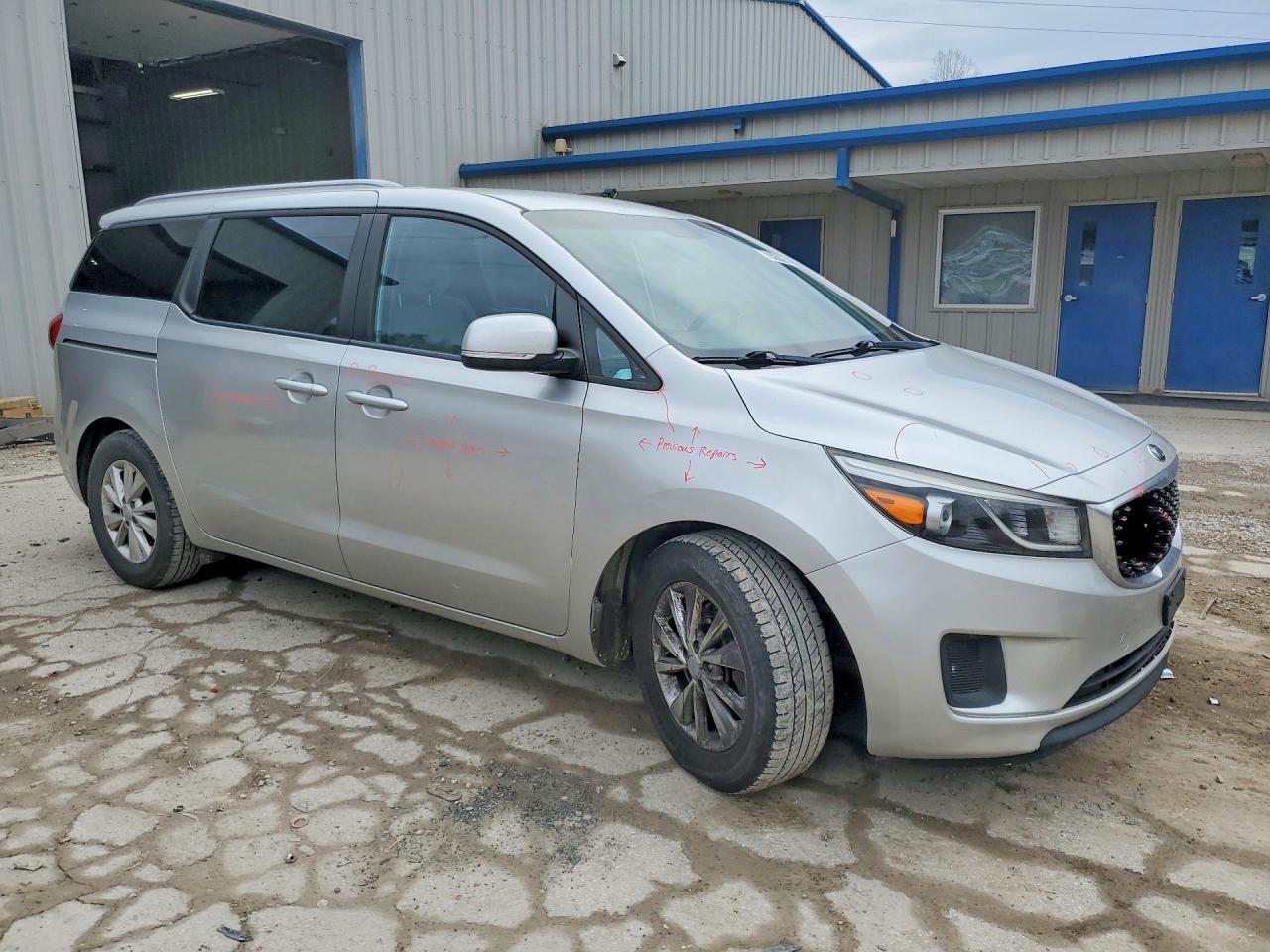 2016 Kia Sedona Lx - Фото 4