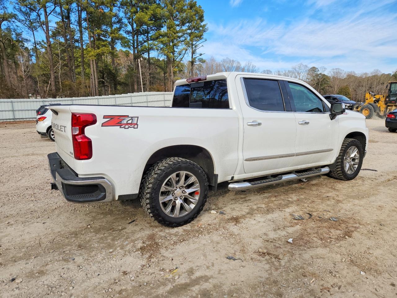 2021 Chevrolet Silverado K1500 Ltz - Фото 3