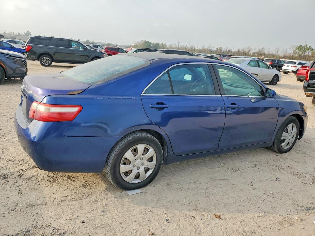 2008 Toyota Camry Ce - Фото 3
