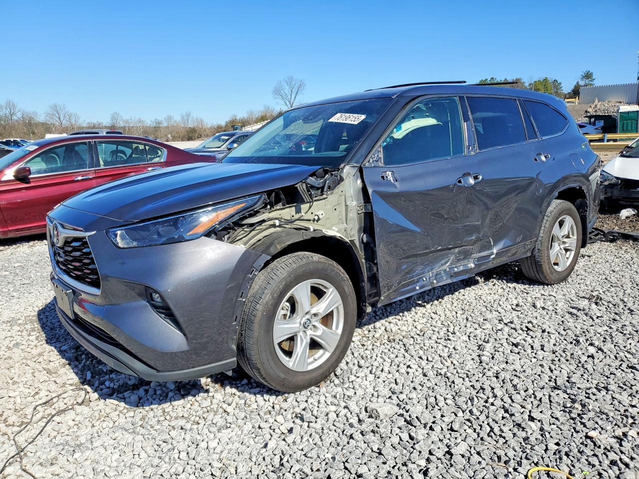2022 Toyota Highlander L