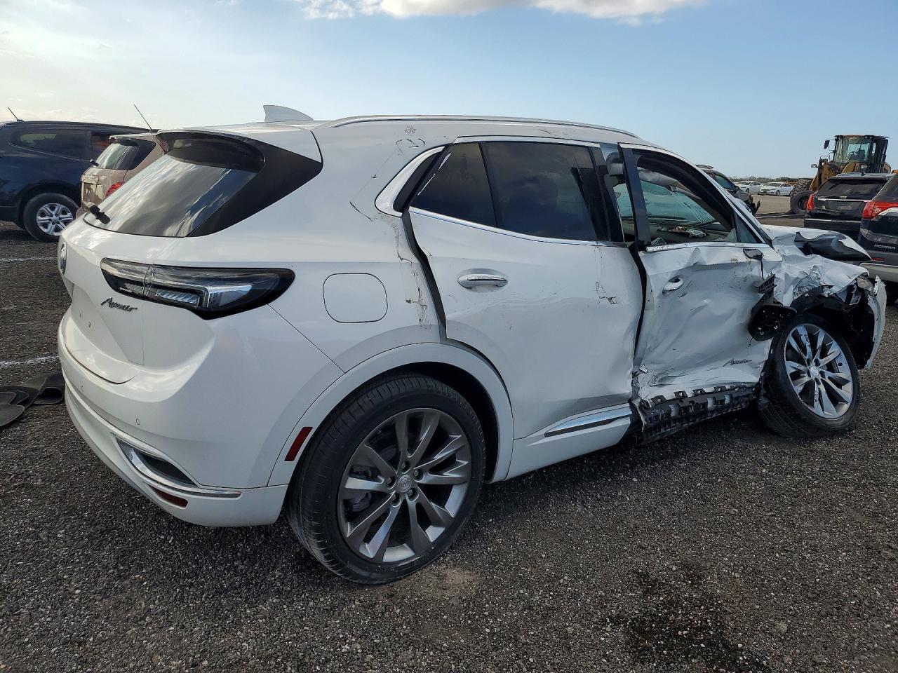 2021 Buick Envision Avenir - Фото 3