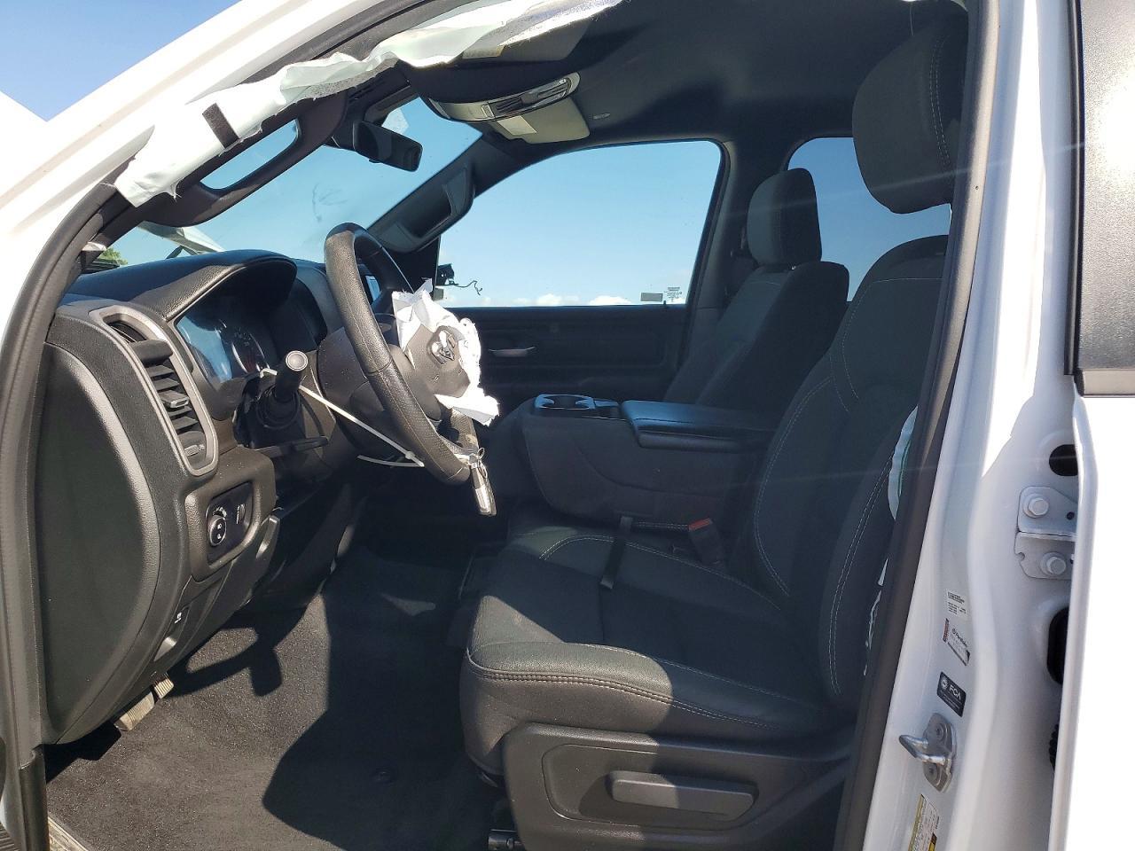 2025 Ram 1500 Tradesman - Image 7