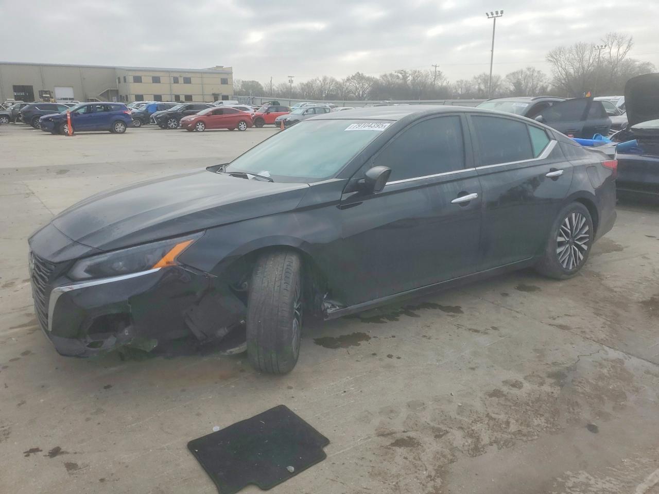 2024 Niss Altima 2.5 Sv