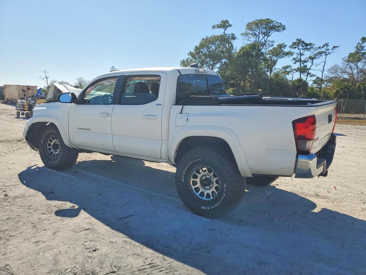 2021 Toyota Tacoma Double Cab - Image 2