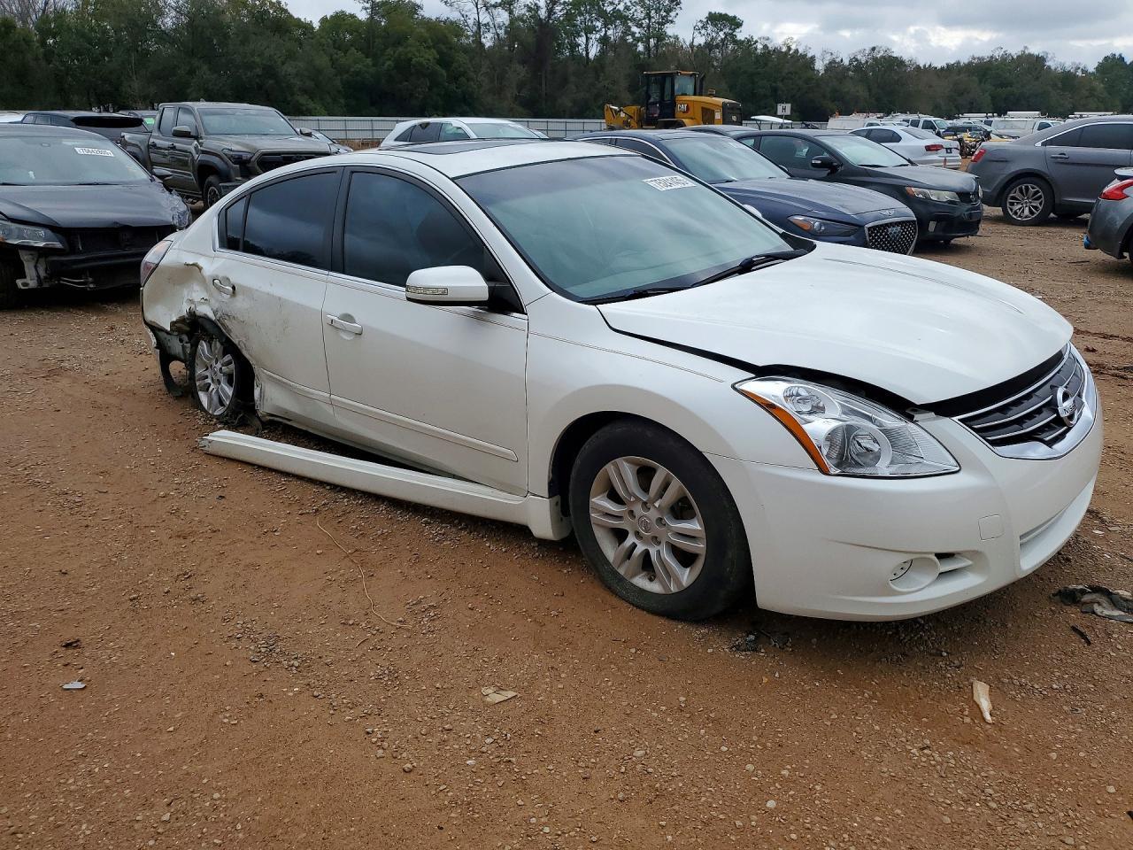 2010 Nissan Altima Base - Фото 4