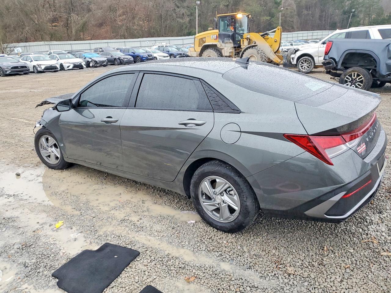 2026 Hyundai Elantra Se - Фото 2