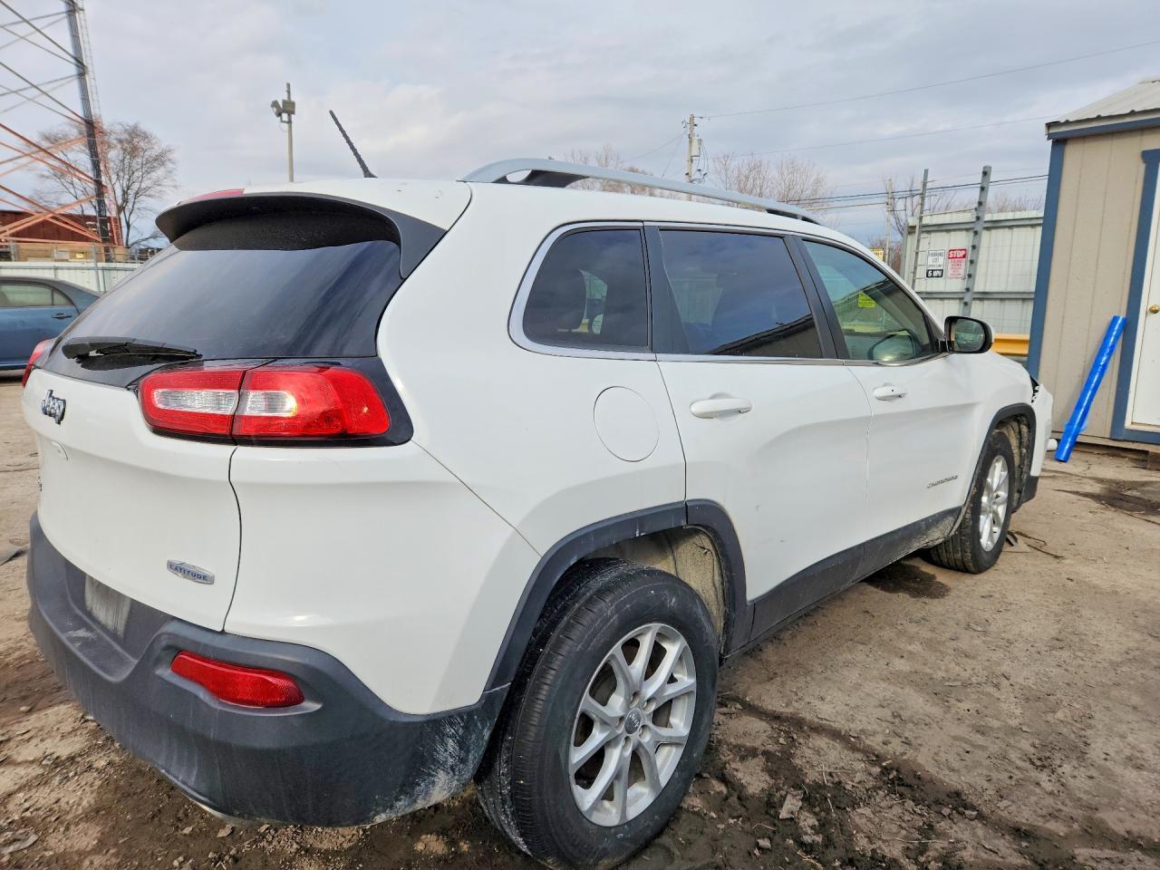 2015 Jeep Cherokee Latitude - Фото 3