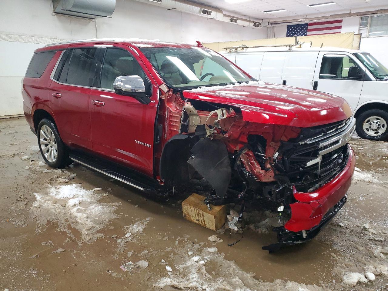 2023 Chevrolet Tahoe K1500 Premier - Фото 4