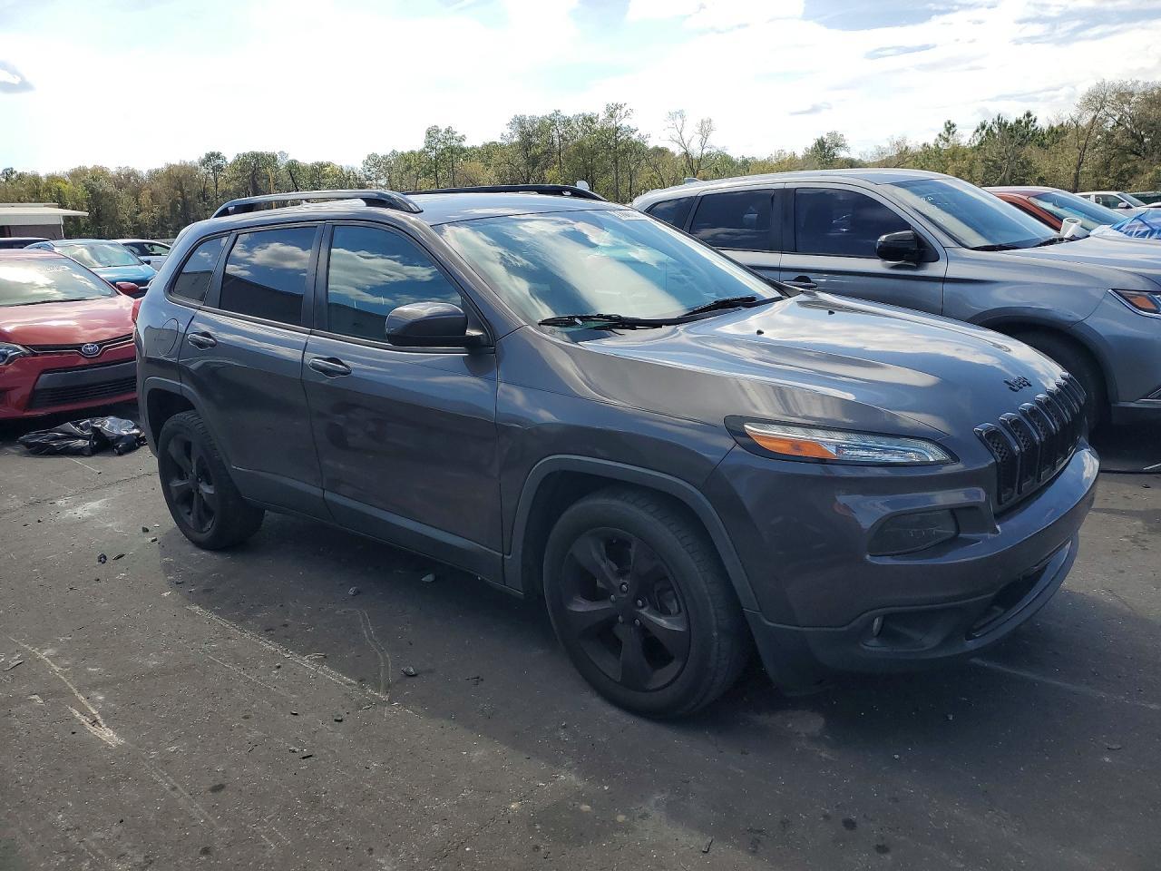 2018 Jeep Cherokee Latitude - Фото 4
