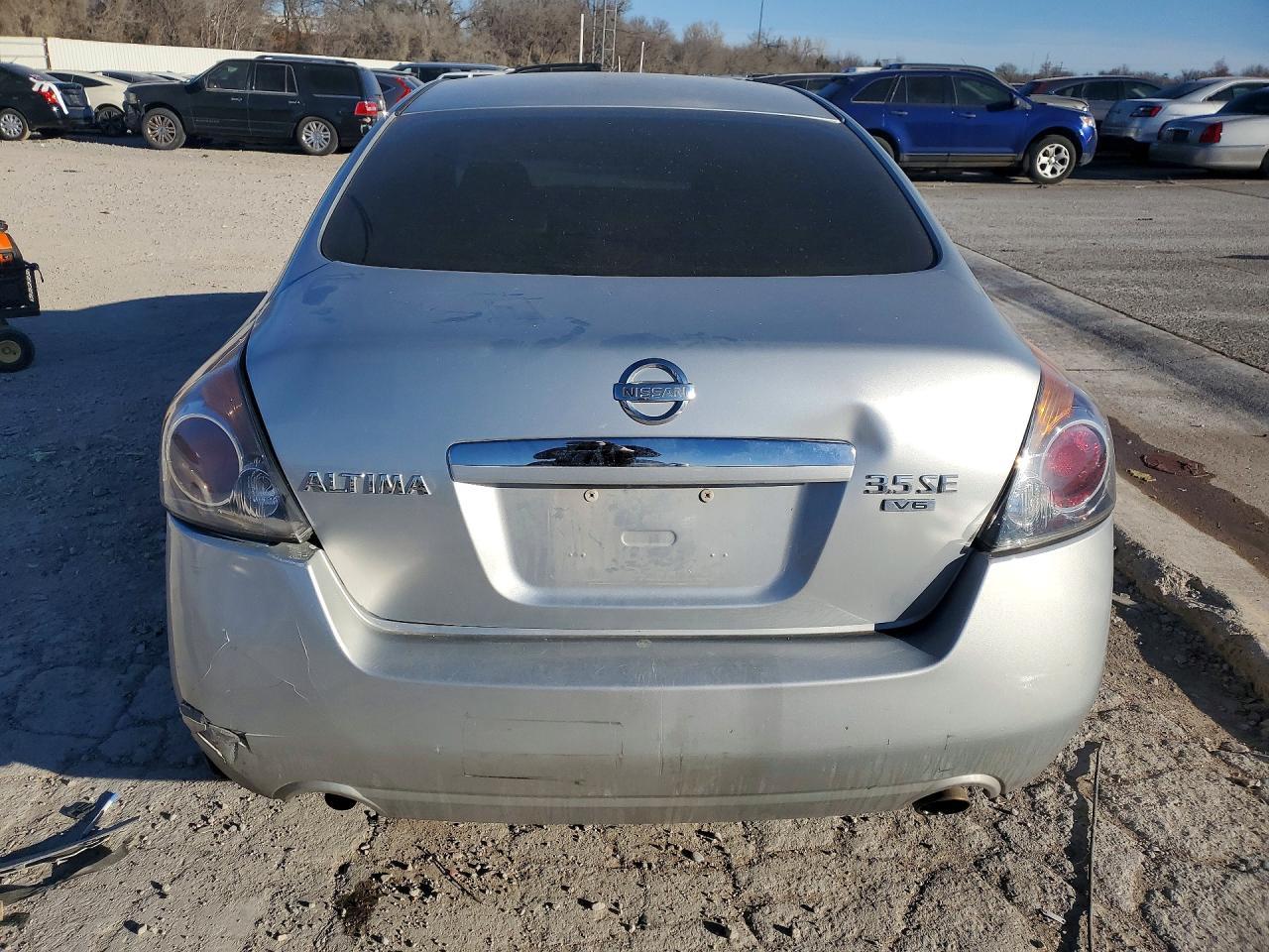 2008 Nissan Altima 3.5 Se - Image 6