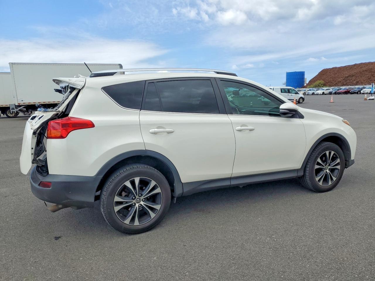 2015 Toyota Rav4 Limited - Фото 3
