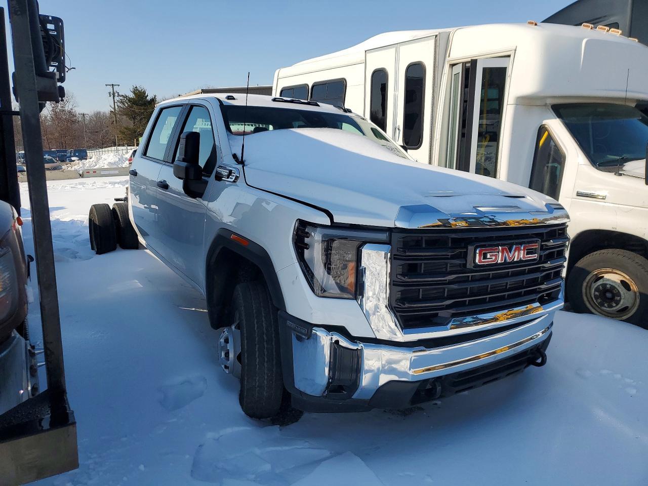 2025 GMC Sierra Hd Truck Cab And Chassis - Фото 4