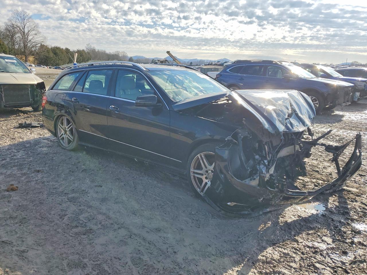 2011 Mercedes-Benz E 350 4Matic Wagon - Фото 4
