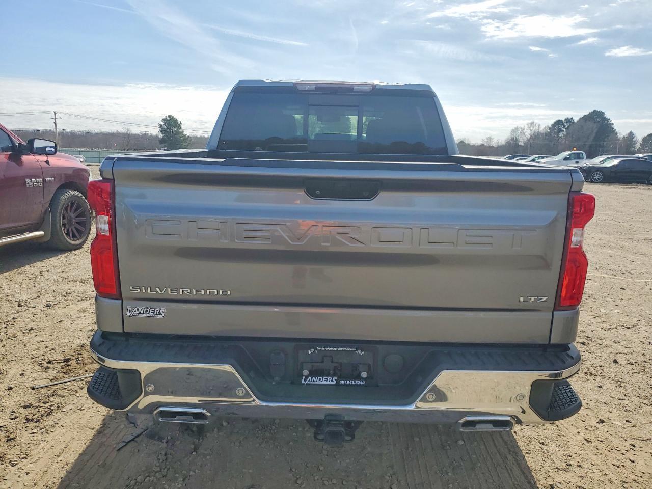 2021 Chevrolet Silverado K1500 Ltz - Фото 6