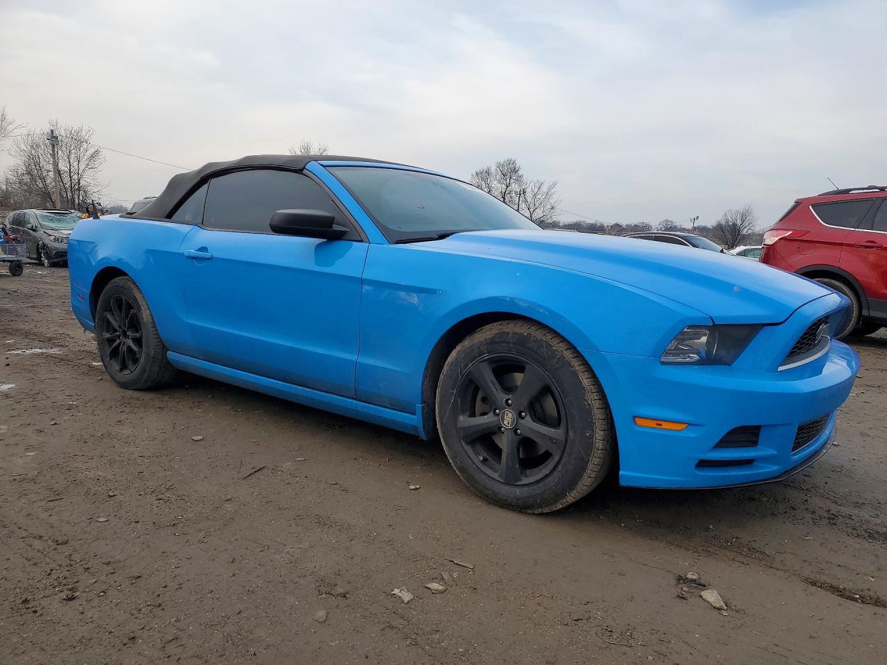 2013 Ford Mustang - Image 4